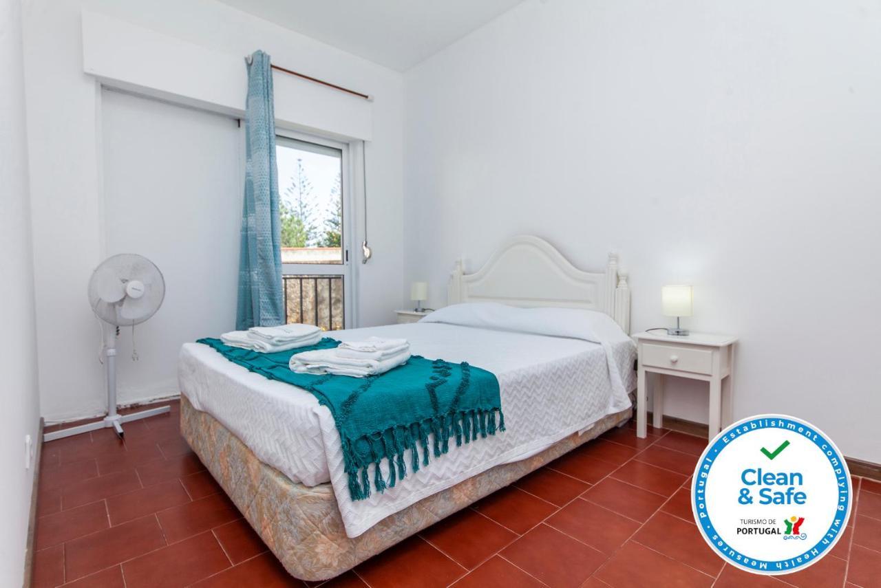 E - Local Da Trindade Guesthouse لاغوس الغرفة الصورة