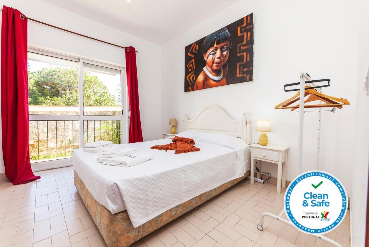 E - Local Da Trindade Guesthouse لاغوس الغرفة الصورة